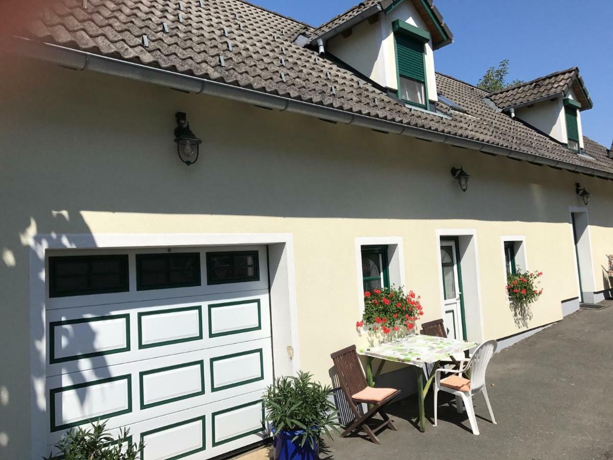 Gaestehaus Lindenhof Еннерсдорф Экстерьер фото